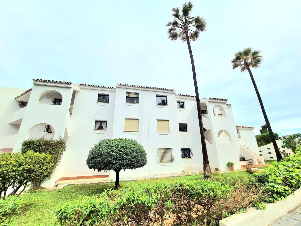 Sunrise Sea Views Eco With Swimming Pool Apartment *